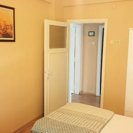 Apartment Pamfilya *